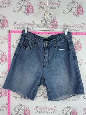 Venezia shorts peace ☮️ sign 3D Distressed Denim Shorts in Faded Blue